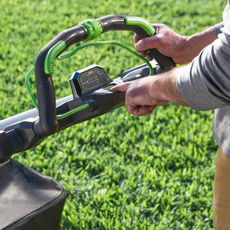 Touch Drive™ SELF-PROPELLED TECHNOLOGY