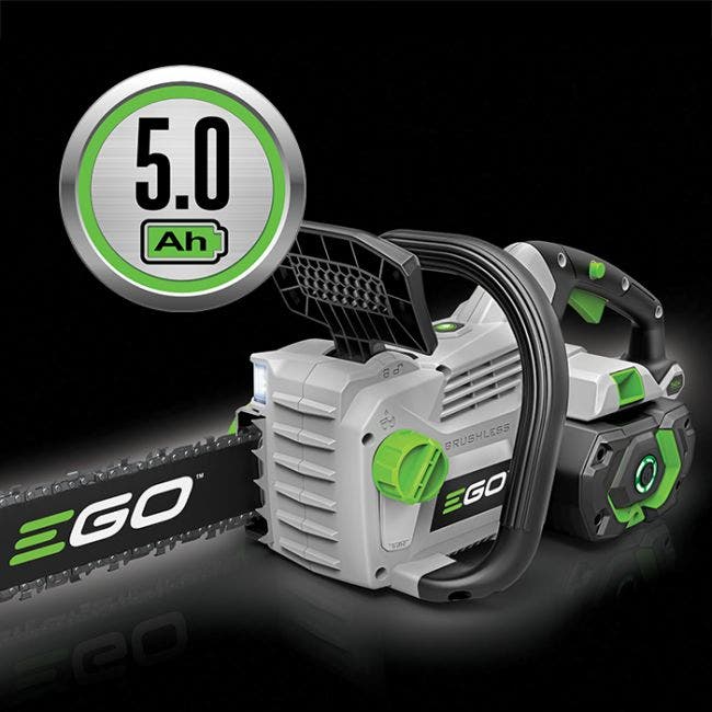 Scie à chaîne EGO CS1804-2 de 18 po avec (2) batteries de 5 Ah et chargeur rapide de 550 W